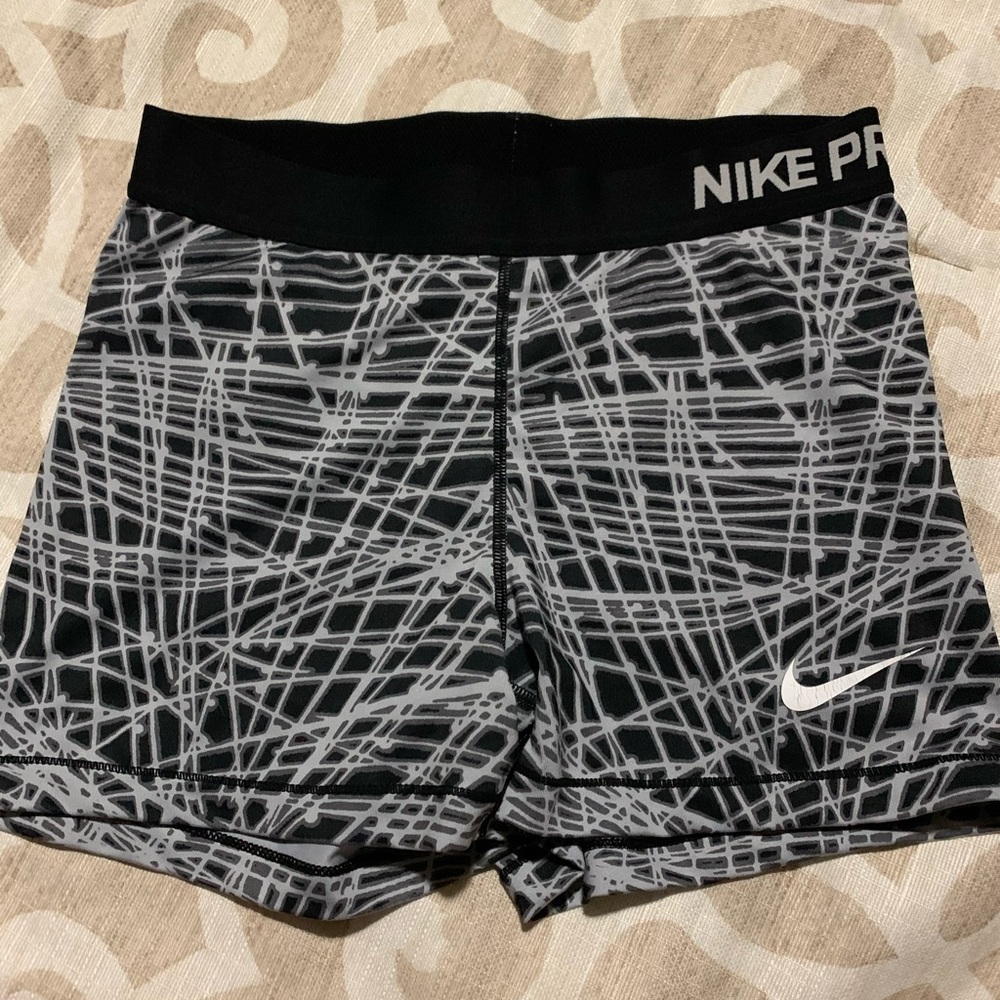 Nike pro short